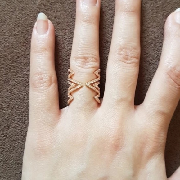 18k Rose Gold Zig Zag Micro Pave CZ Ring - Picture 6 of 8